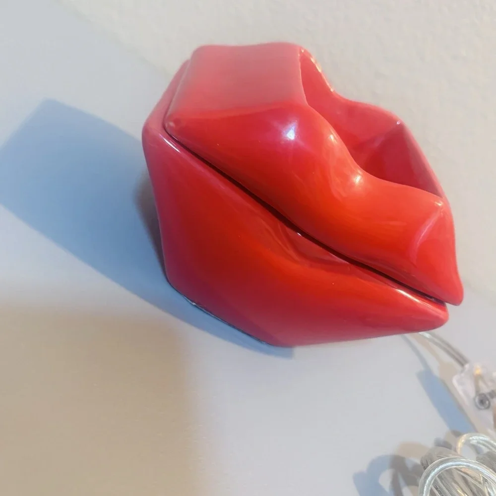 Red Lips Wax Melt Warmer Fragrance Diffuser Electric Essential Oil Ceramic Clean